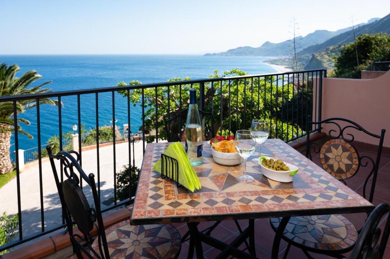 Casa Belvedere Riviera Taormina SantʼAlessio Siculo Zewnętrze zdjęcie